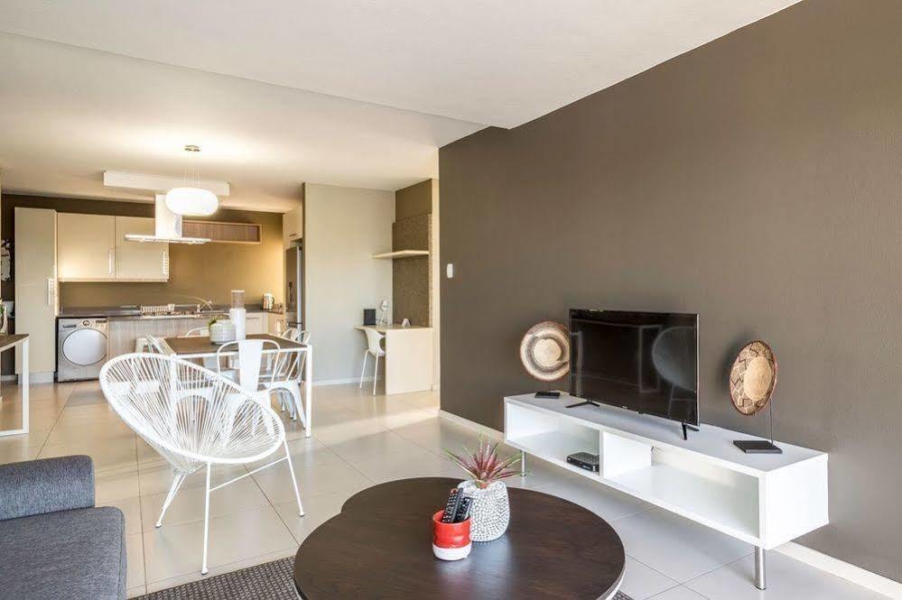 Cag The Hub Bryanston Apartment Johannesburg Exterior photo