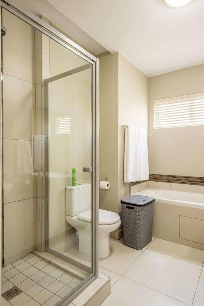 Cag The Hub Bryanston Apartment Johannesburg Exterior photo