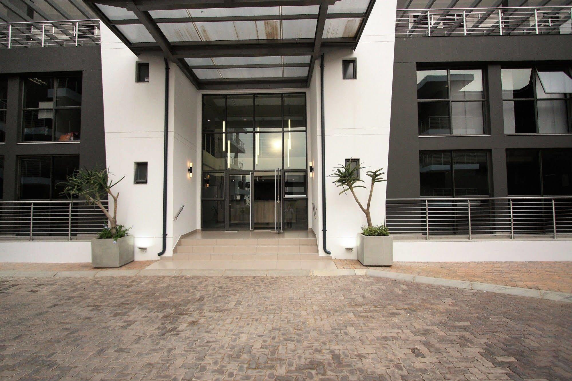Cag The Hub Bryanston Apartment Johannesburg Exterior photo