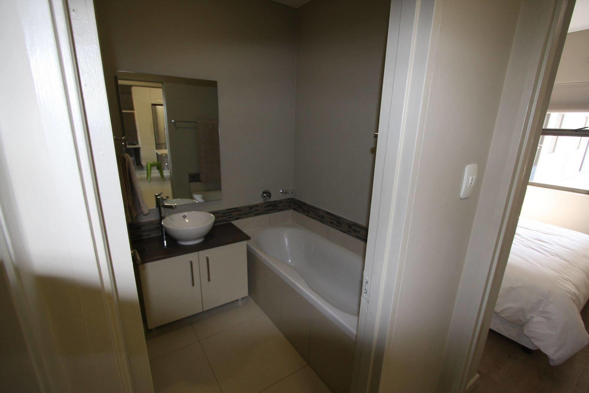 Cag The Hub Bryanston Apartment Johannesburg Exterior photo