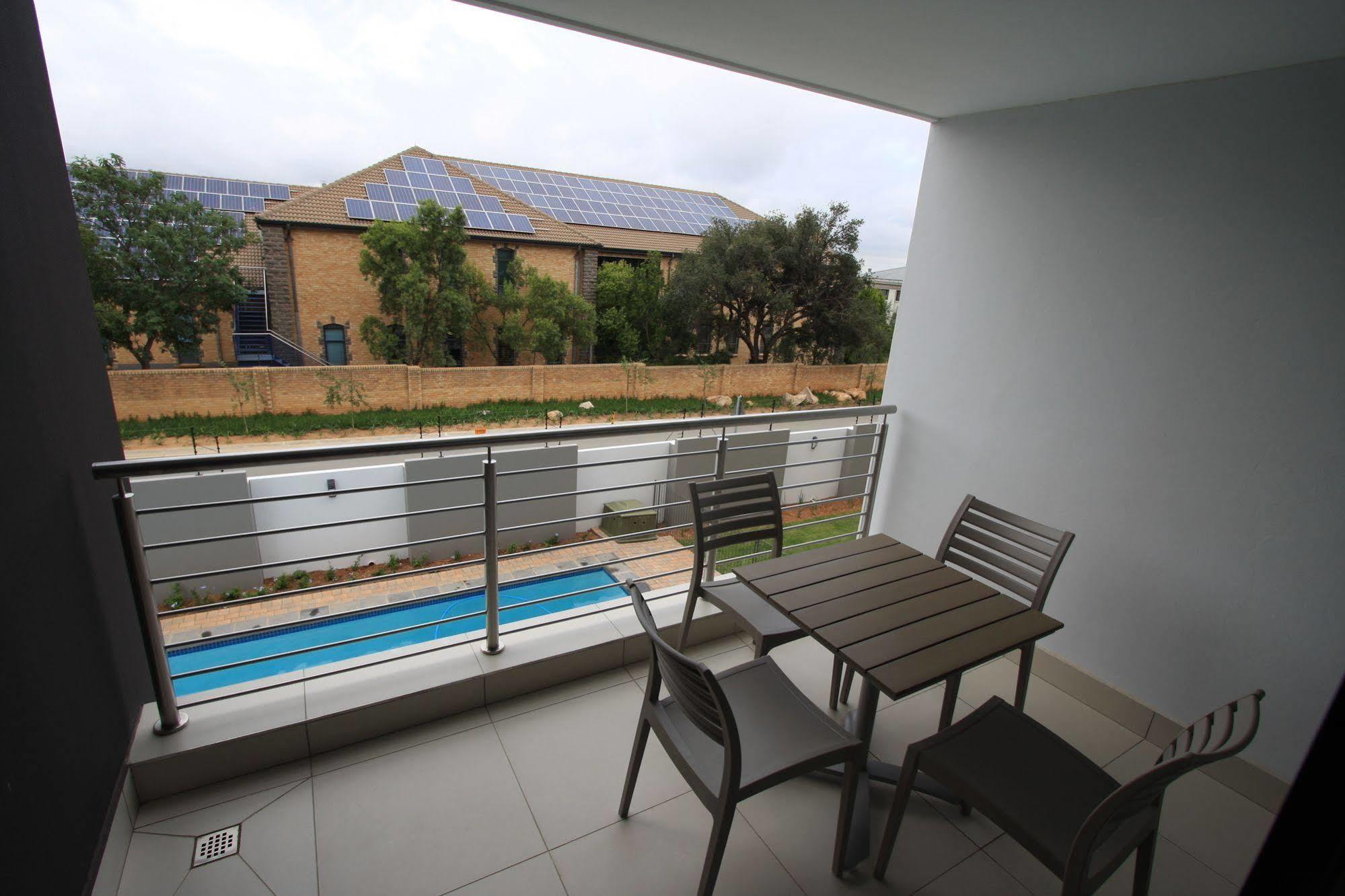 Cag The Hub Bryanston Apartment Johannesburg Exterior photo
