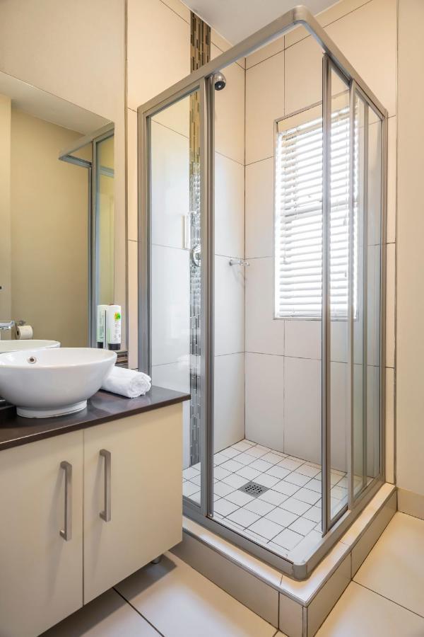 Cag The Hub Bryanston Apartment Johannesburg Exterior photo