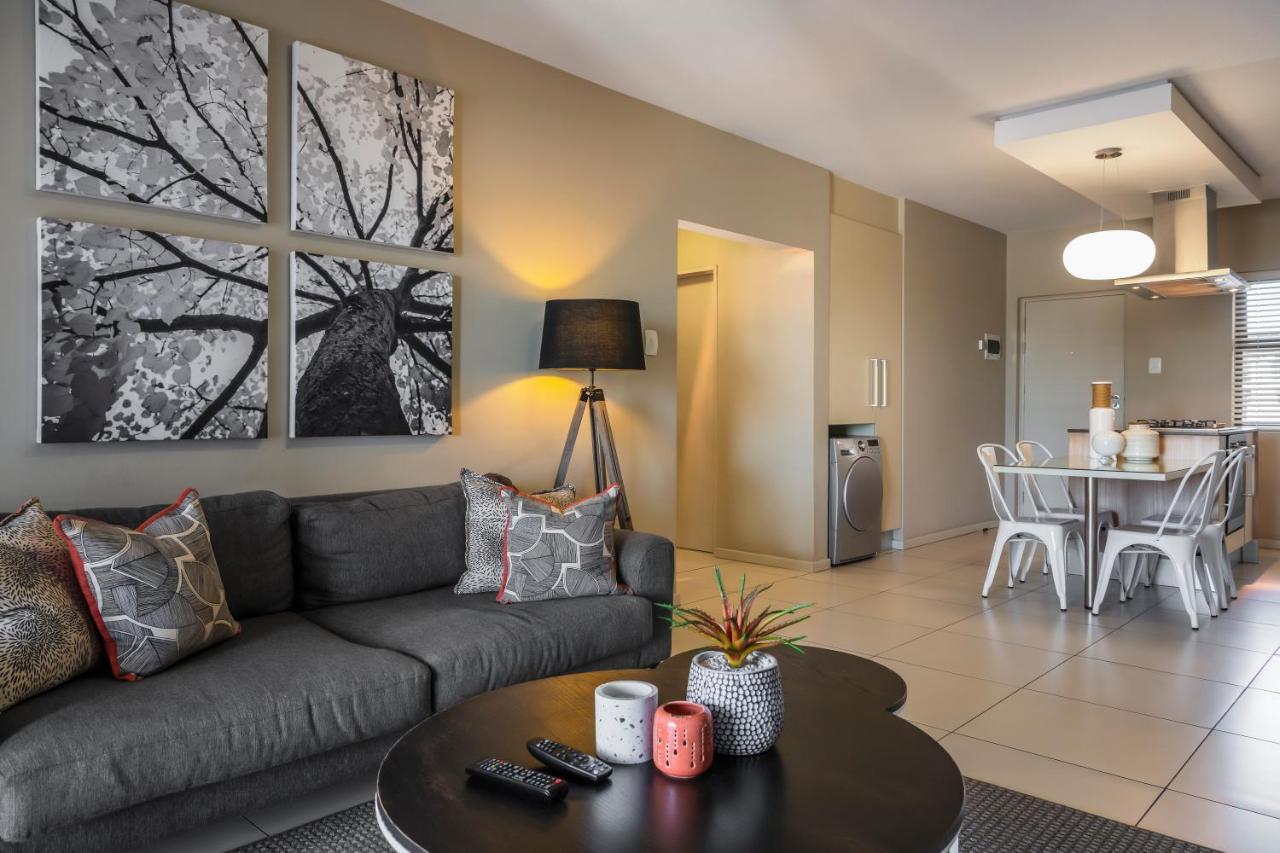 Cag The Hub Bryanston Apartment Johannesburg Exterior photo